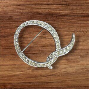 Vintage Weiss Rhinestone Letter "Q" Brooch Sparkling Silver Pin Estate